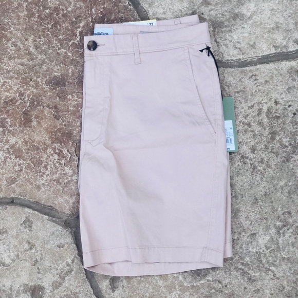 Chino Men Shorts - Picture 2 of 2